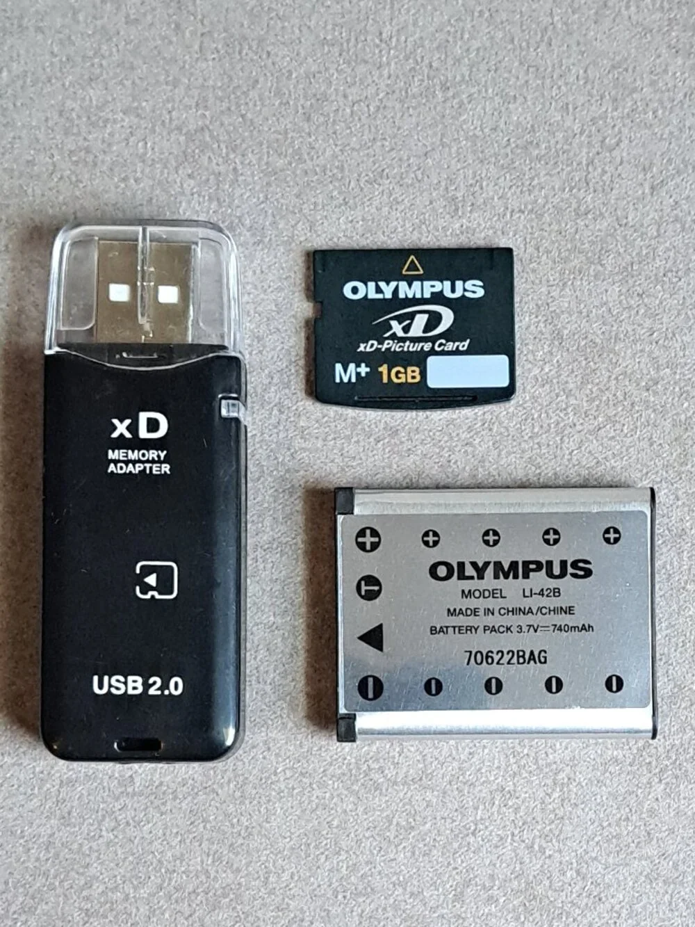 Olympus IR-300 USED Digital Camera (5 MP, 3x Optical Zoom, Case, Card) PM